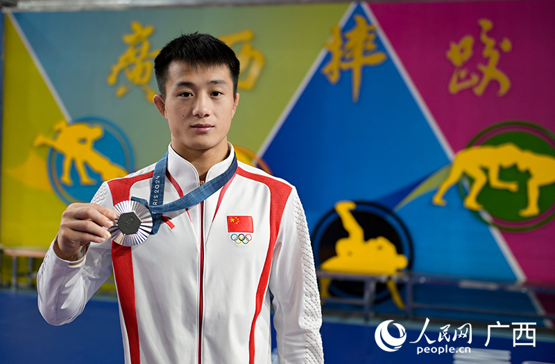 廣西摔跤運動員曹利國。人民網(wǎng) 雷琦竣攝